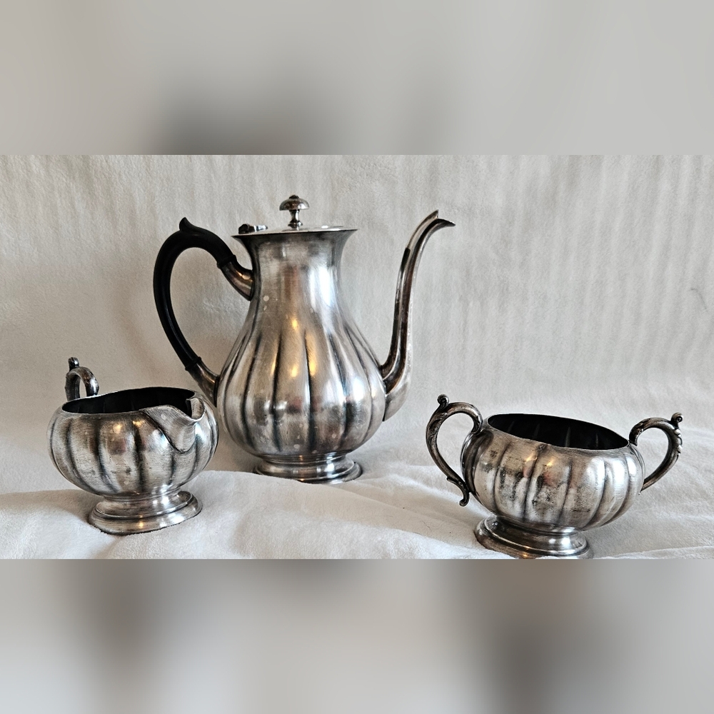 Collectible Vintage Victorian Silver Plated Coffee/tea Set.